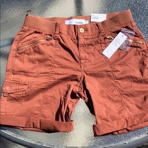 spicy chocolate light weight shorts NWT